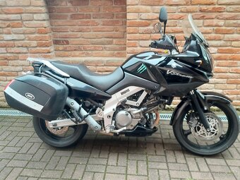 Suzuki DL650 V--Strom - 2