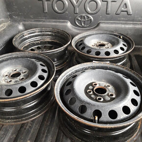 toyota R15 5x100 - 2