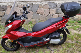 Predám skúter Honda PCX125 - 2