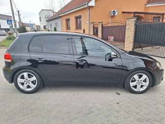 Volkswagen Golf 6 2.0 TDi 103kW - 2