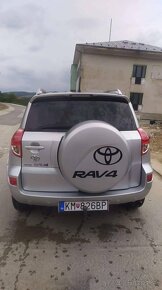 Toyota RAV4 - 2