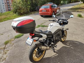 Yamaha FZ8 Fazer - 2