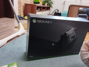 X box One X 1 Tb - 2