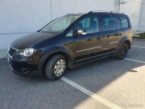 Volkswagen Touran 2,0 TDI ,cross, DSG, WEBASTO ( VW 2.0 TDI) - 2