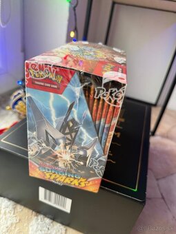 Pokémon TCG: SV08 Surging Sparks Produkty - 2