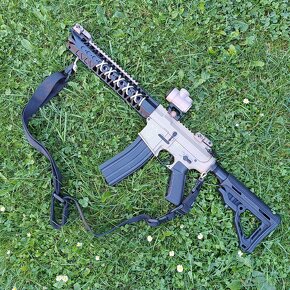 Airsoft ICS M4 AR - 2