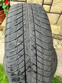 225/60 r18 Bridgestone - 2