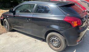 KIA ProCeed 1.4 2009 PREDÁM PIATE DVERE, KAPOTA, AIRBAGY SAD - 2