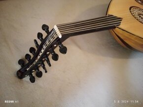 Oud - arabská lutna, gitara - 2