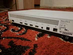 Xbox One S a hry - 2