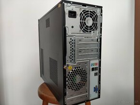 Počítač HP Compaq 500B - Celeron E3400 - 2