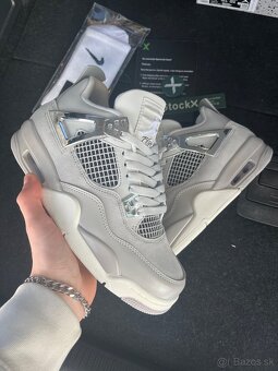 Jordan 4 Retro Frozen Moments - 2