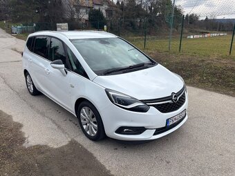 Opel Zafira 1,4 Turbo benzin automat 7miest. Prvý majiteľ - 2