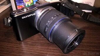 Olympus E-PM1 - 2