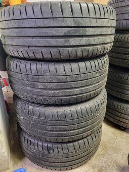 Michelin Pilot sport 4 225/40 R18 - 2