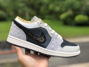 Air Jordan 1 Low Beaded Swoosh - 2