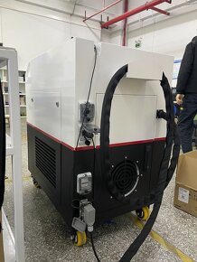 Laserový čistiaci PULZNÝ system 200W - 2