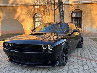 Dodge Challenger Hemi/shaker - 2