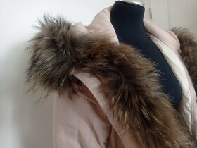 zimná kvalitná bunda s pravou kožušinou 38-40 - 2