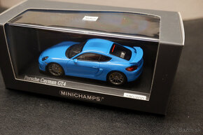 Porsche Cayman GT4 Riviera Blue 1:43 - 2