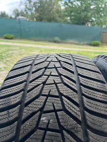 Predam Hankook Winter icept Evo 3 245/40R19 2x - 2