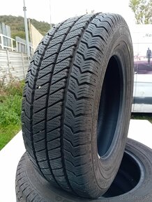 2+1 gratis 215/65R16C Zimné pneumatiky Barum - 2