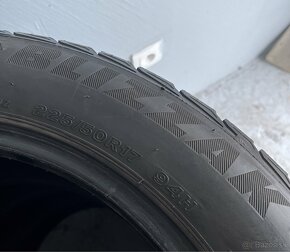 225/50 R17 Zimne Bridgestone - 2