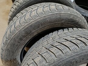 Zimné pneumatiky Nokian 215/65R17 -4ks - 2