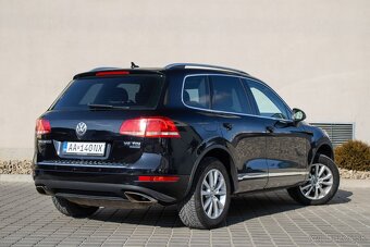 Volkswagen Touareg 3.0 V6 TDI 240k webasto, panorama - 2