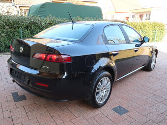 Alfa Romeo 159 1.9 JTDm 8V Sport 8/2010 - 2