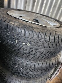 Zimne pne suzuki sx4 205/60 R16 - 2