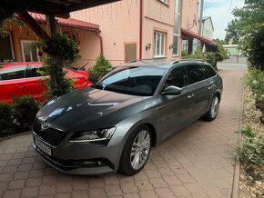 Škoda Superb Combi 2.0 TSI Style 4x4 DSG - 2