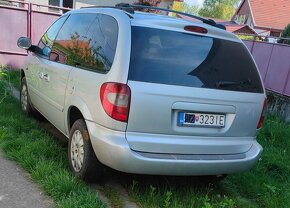 Chrysler Voyager 2,8 CRD automat - 2