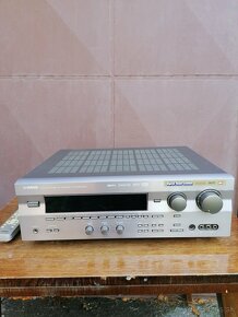 Yamaha receiver - 2