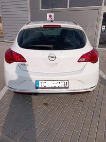 Predám Opel Astra J 88kw - 2