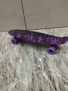 Pennyboard- čierno fialový - 2