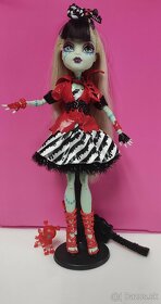 Monster High bábika Frankie Stein Sweet Screams - 2