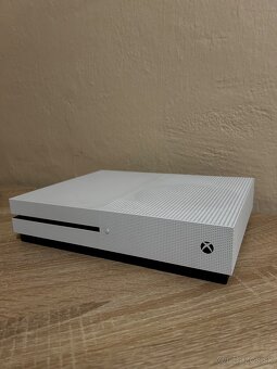 Xbox one S - 2