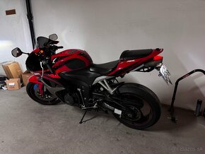 Honda CBR 600RR 2007 pc40 - 2