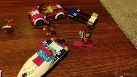 Lego Friends auto s člnom. - 2