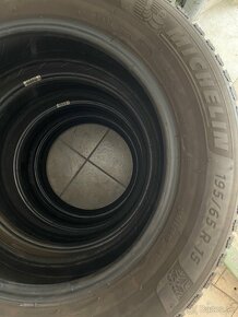 Zimne pneu195/65 R15 6mm - 2