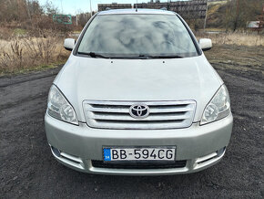 Predám Toyota Avensis Verso 2.0 d4d - 7 miest - 2