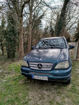 Predám Mercedes 320 benzin-,plyn - 2