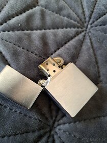 Zippo zapaľovač - 2