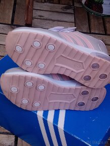 Detská športová obuv Adidas, EU 28 (18 cm) - ako nové - 2
