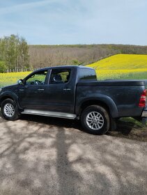 Predám Toyota Hilux 3.0D4D - 2