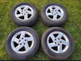 DACIA 5x114,3r16 +215/65r16 - 2