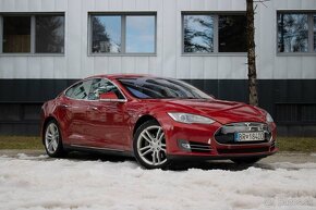 Tesla Model S - 2