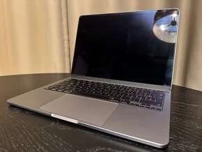 MacBook Air 13" M3 SK 2024 Vesmírno sivý - 2