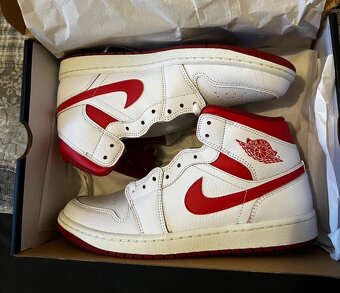 Air Jordan 1 MID SE White Dune Red - 2